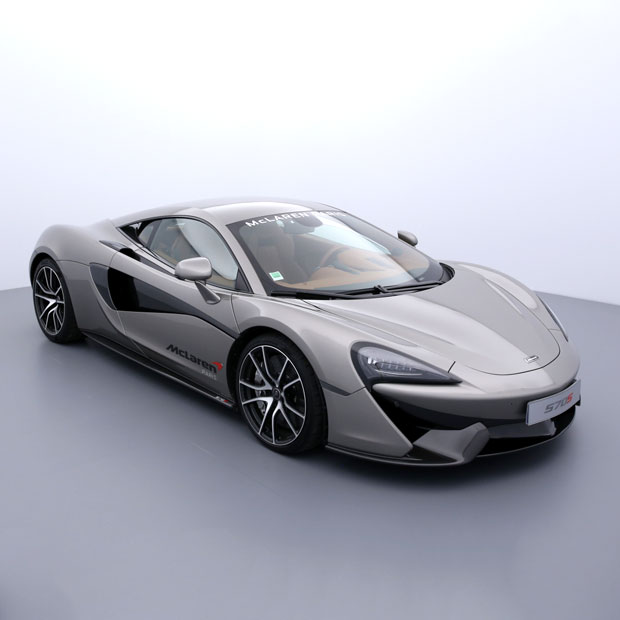 CARLAB photo McLaren